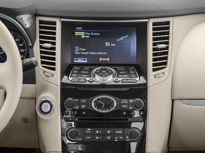 2017 INFINITI QX70 Base