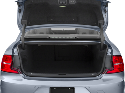 2017 Volvo S90 T5 Momentum