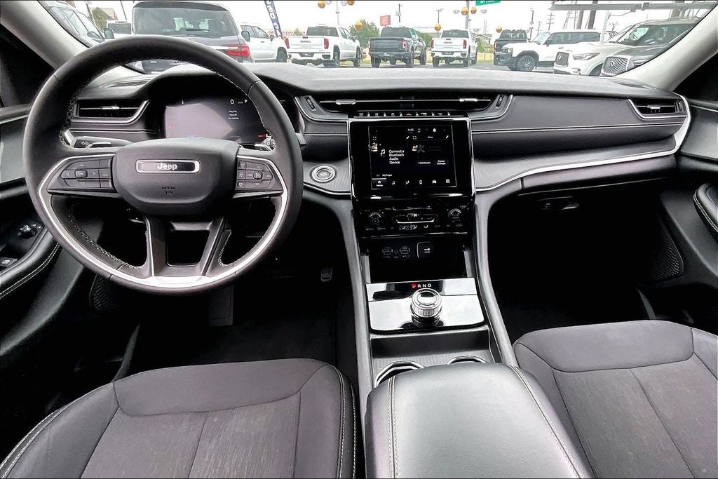 2024 Jeep Grand Cherokee L Laredo