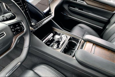 2024 Jeep Grand Wagoneer L Base