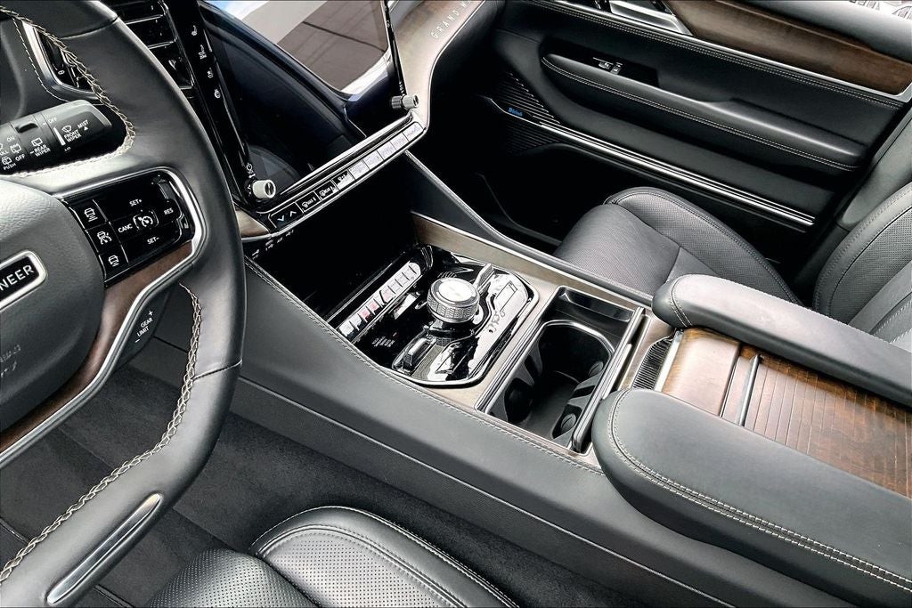 2024 Jeep Grand Wagoneer L Base