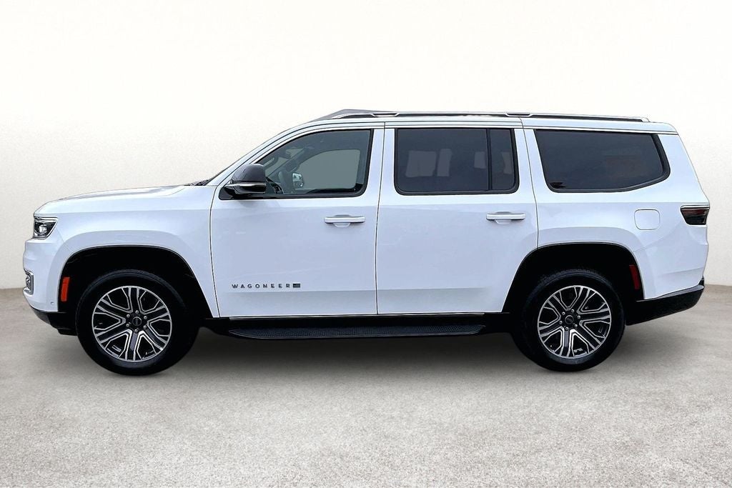 2025 Jeep Wagoneer Base
