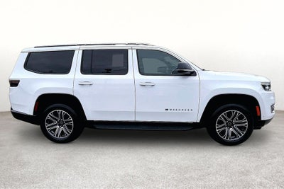 2025 Jeep Wagoneer Base