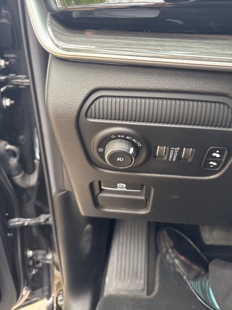 2022 Jeep Wagoneer Series II