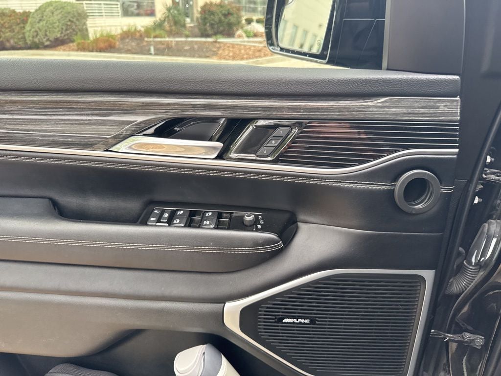 2022 Jeep Wagoneer Series II