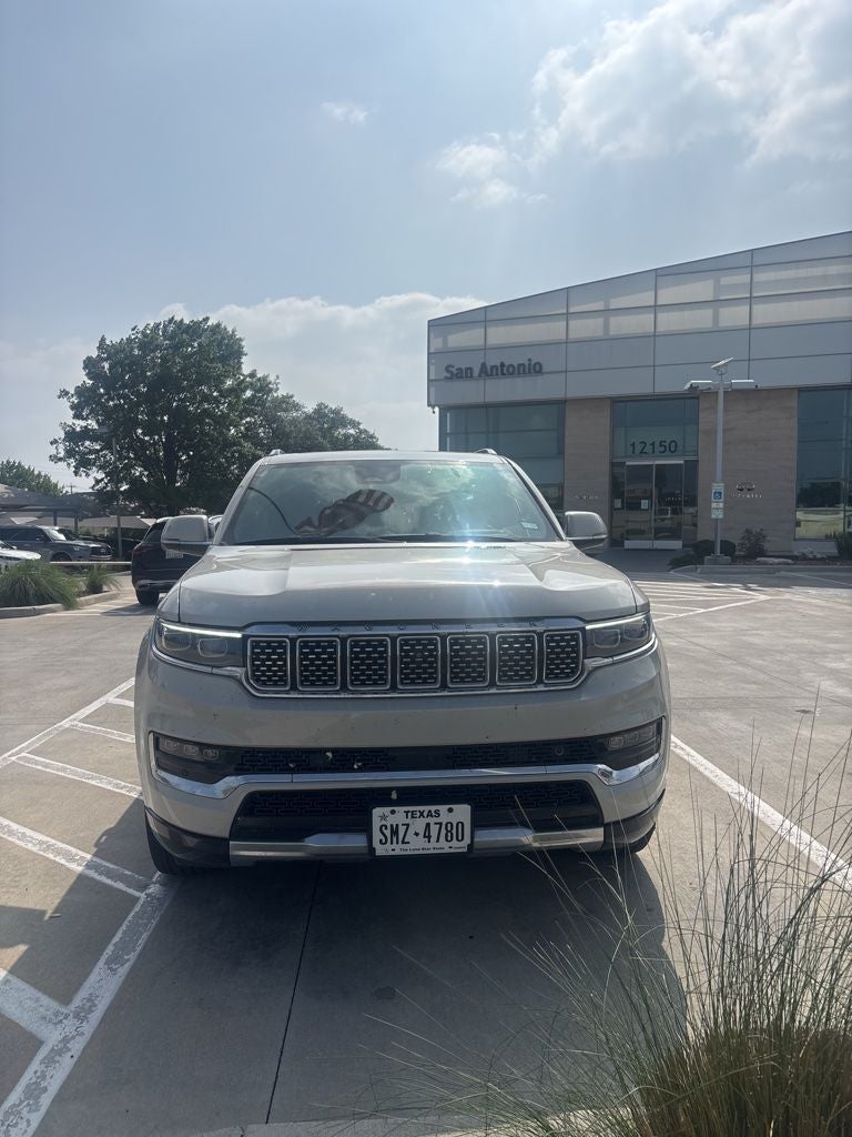 2022 Jeep Grand Wagoneer Series III