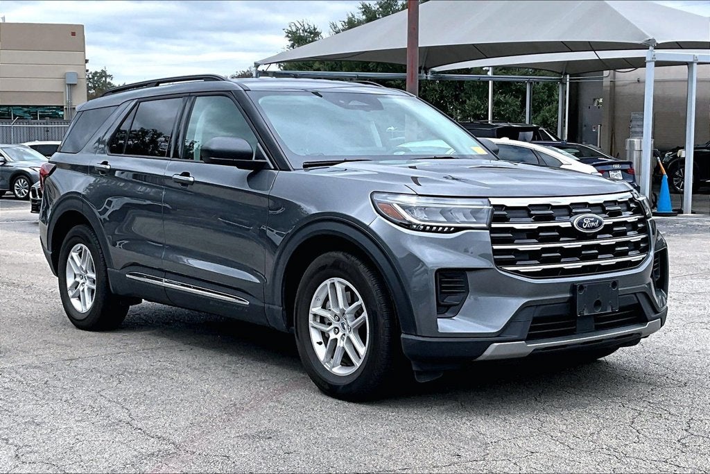 2025 Ford Explorer Active
