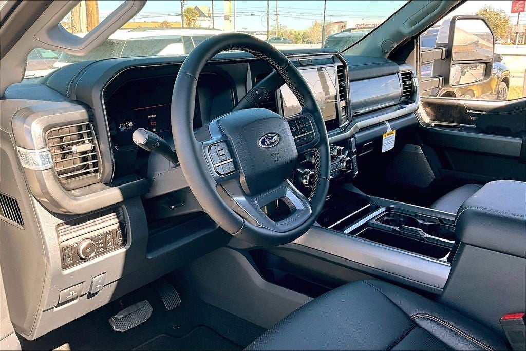 2026 Ford F-450SD Lariat DRW