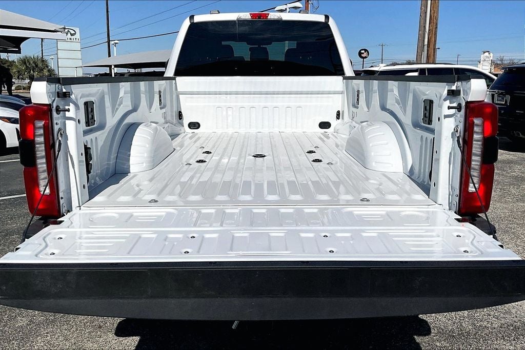 2026 Ford F-450SD Lariat DRW