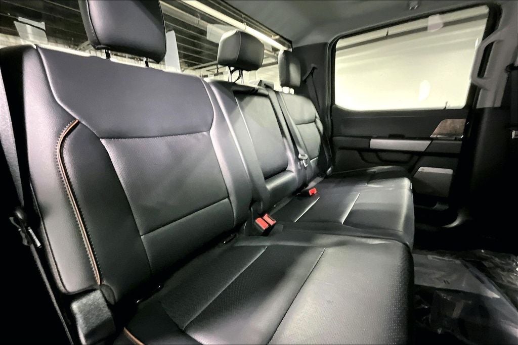 2026 Ford F-450SD Lariat DRW