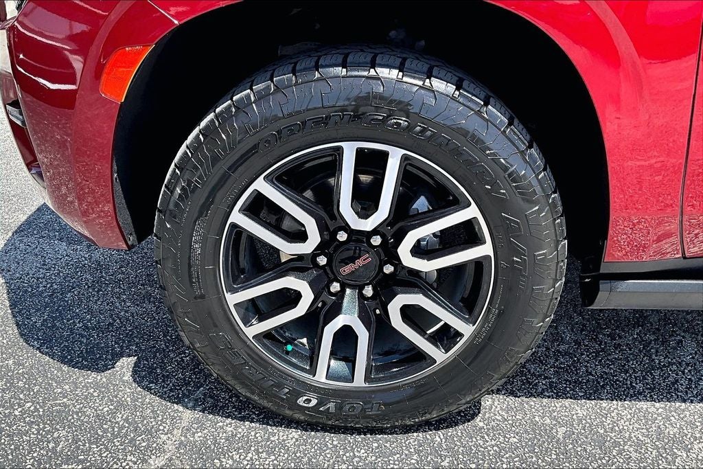 2023 GMC Yukon AT4