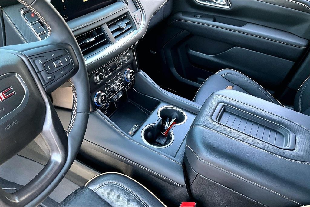 2023 GMC Yukon AT4