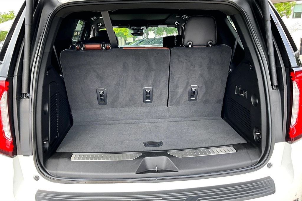 2023 GMC Yukon Denali Ultimate