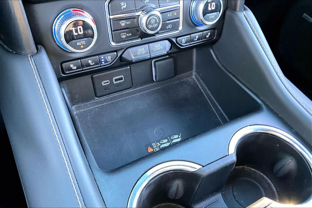 2023 GMC Yukon XL AT4