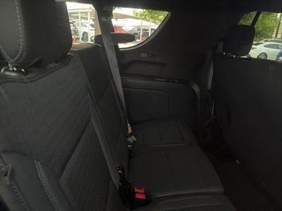 2023 Chevrolet Suburban LS