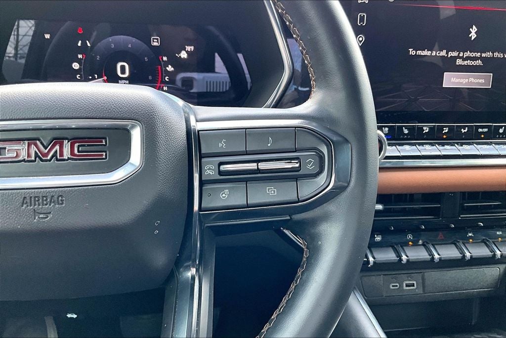 2023 GMC Canyon AT4