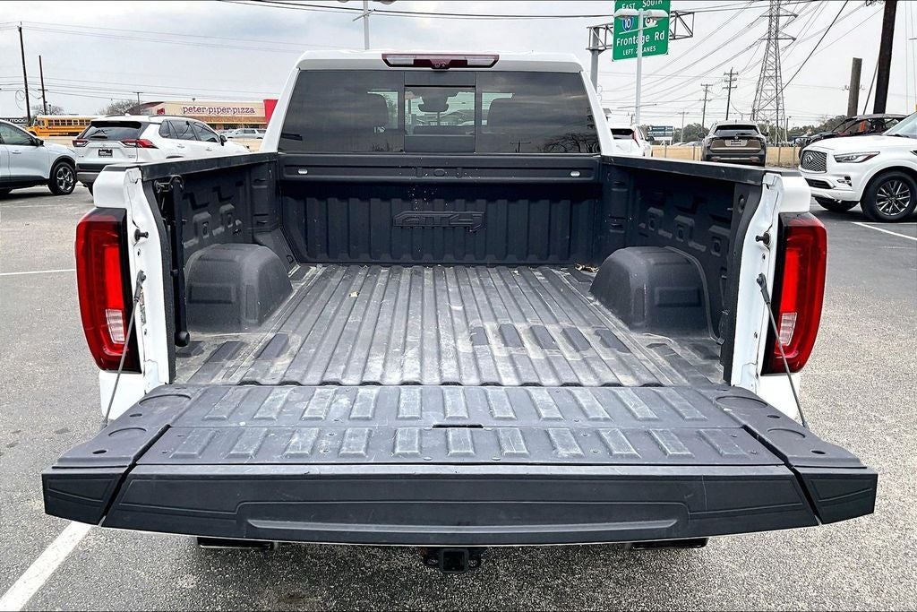 2023 GMC Sierra 1500 AT4