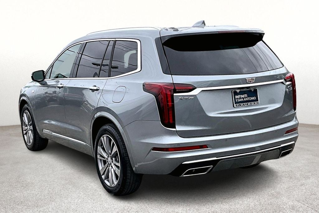 2025 Cadillac XT6 Premium Luxury