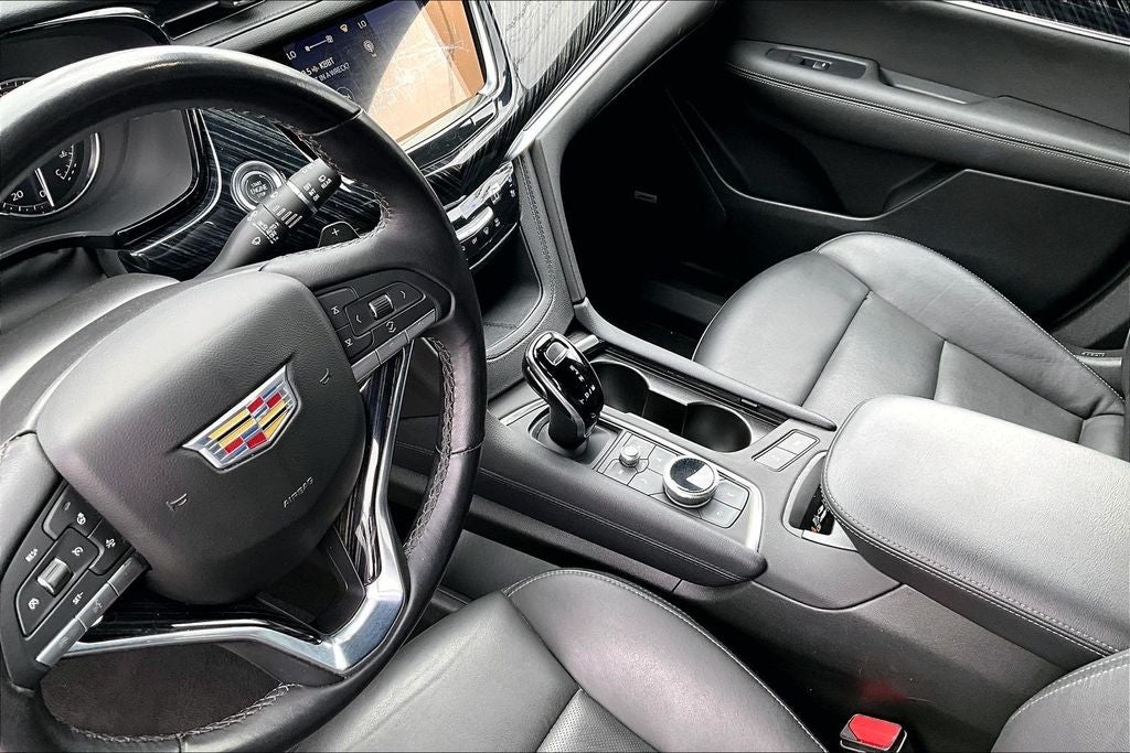 2025 Cadillac XT6 Premium Luxury