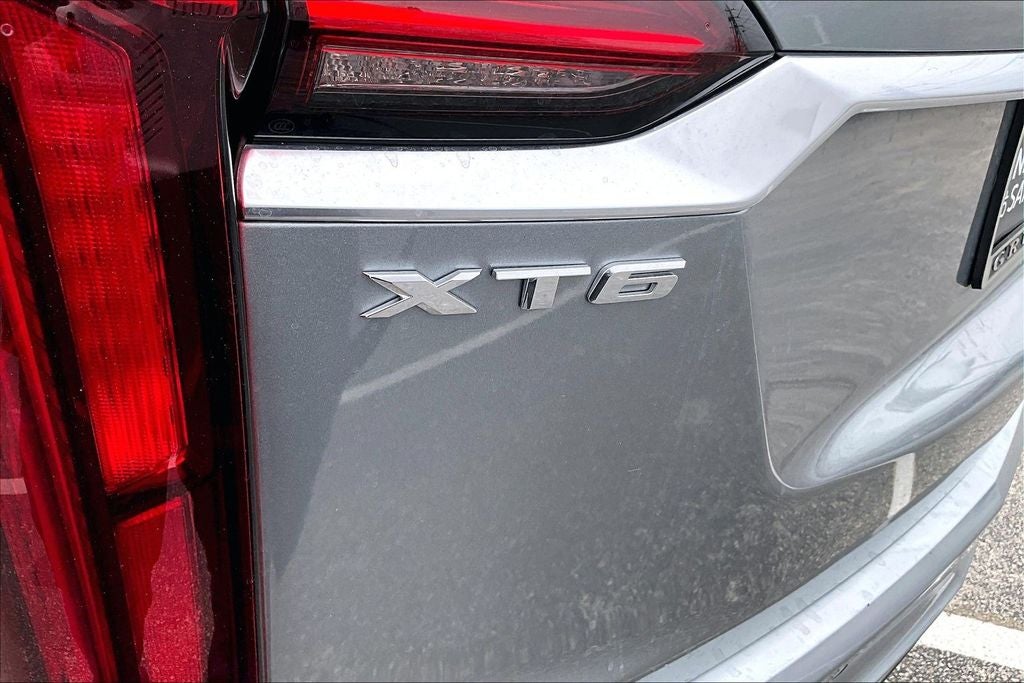2025 Cadillac XT6 Premium Luxury