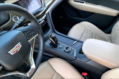 2020 Cadillac XT6 Premium Luxury