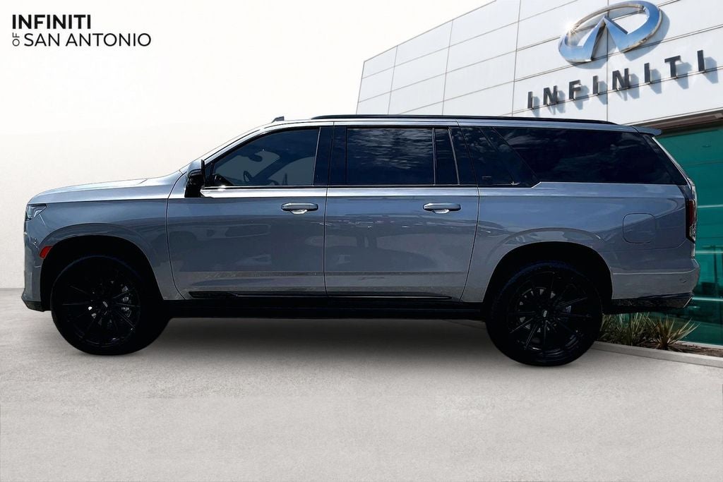 2022 Cadillac Escalade ESV Sport