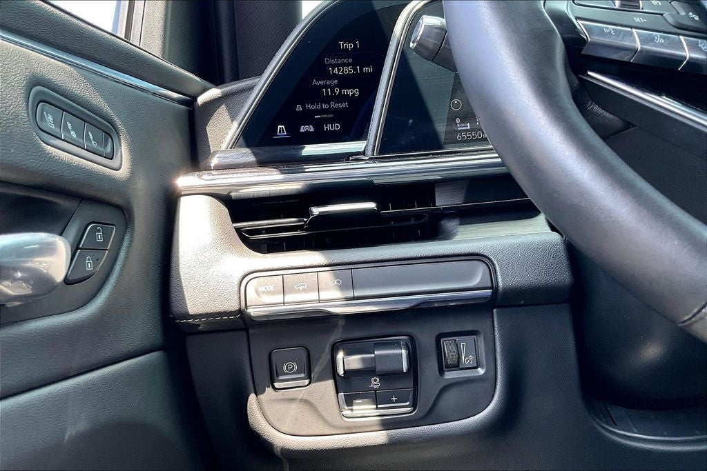 2022 Cadillac Escalade ESV Sport