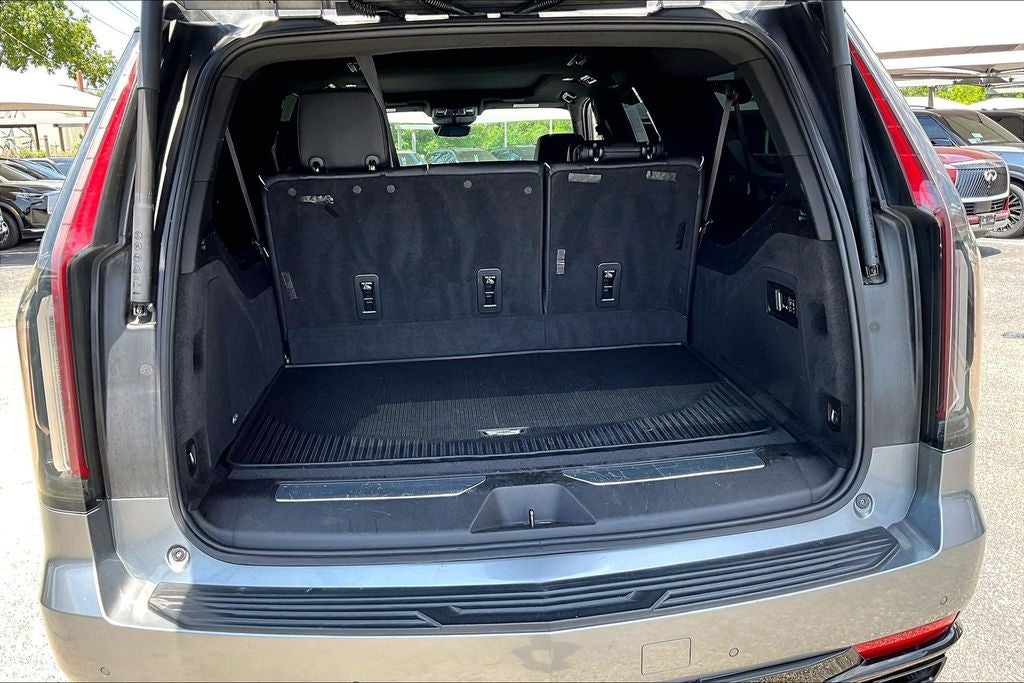 2022 Cadillac Escalade ESV Sport