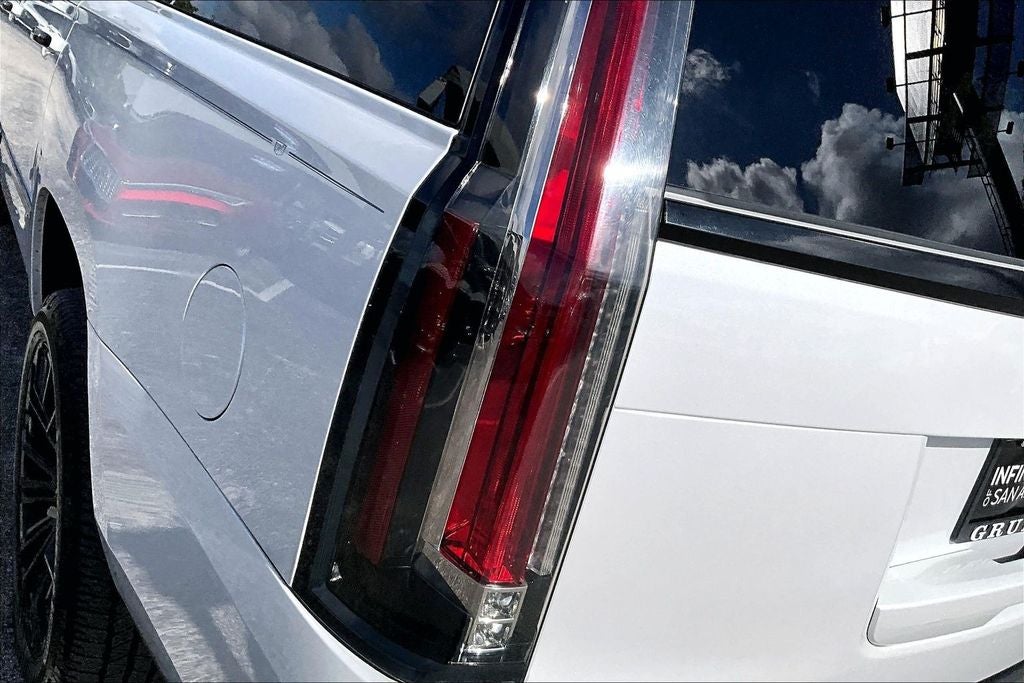 2018 Cadillac Escalade ESV Platinum Edition