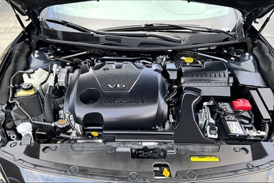 2023 Nissan Maxima SR