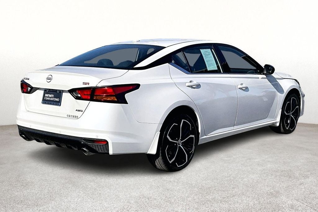 2025 Nissan Altima 2.5 SR