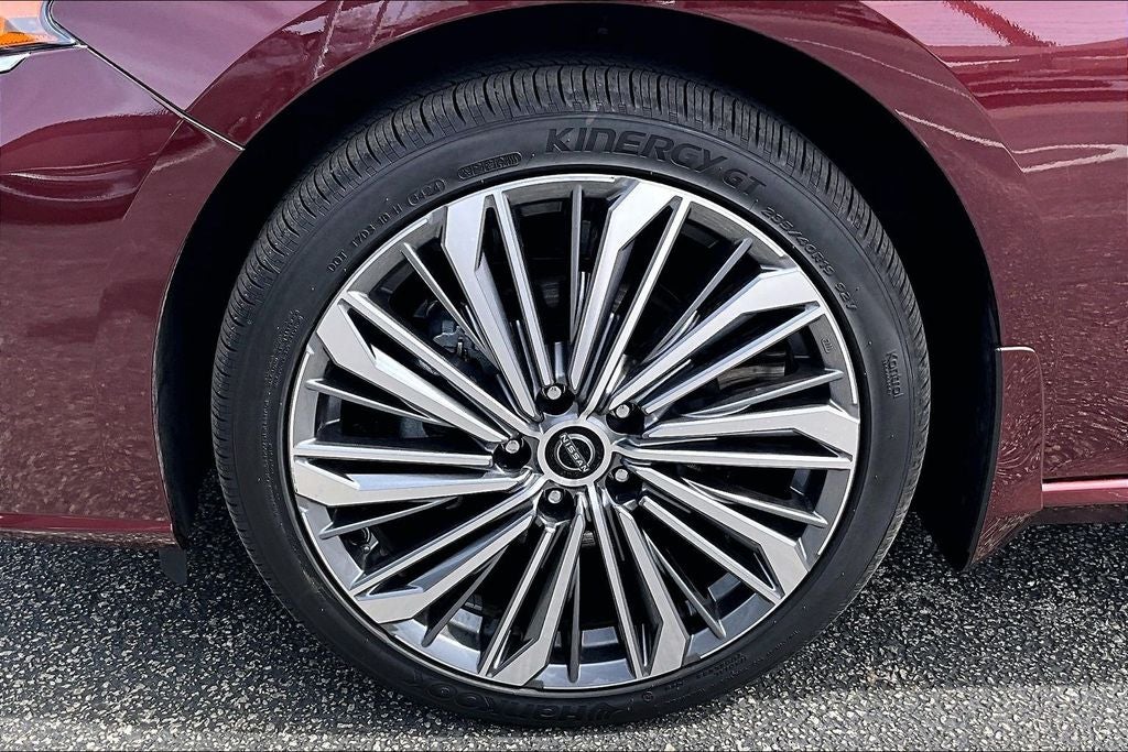 2025 Nissan Altima 2.5 SL