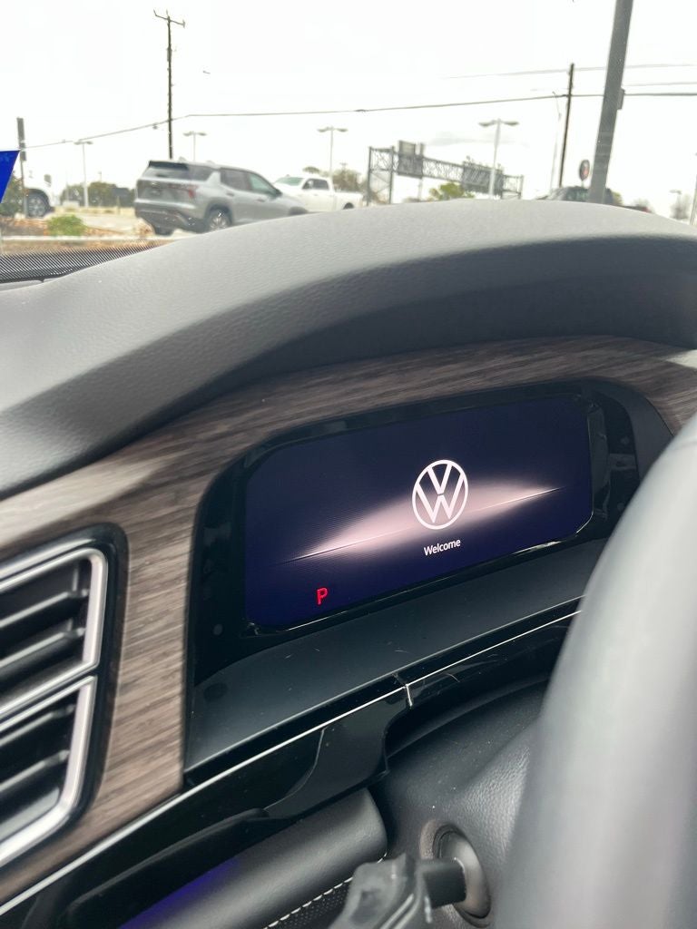 2024 Volkswagen Atlas 2.0T SEL