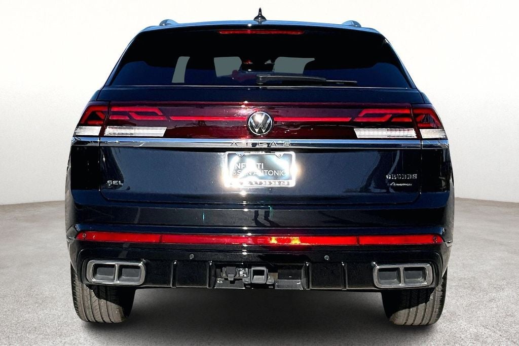 2024 Volkswagen Atlas Cross Sport 2.0T SEL Premium R-Line