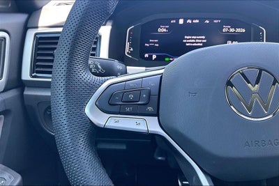 2023 Volkswagen Atlas Cross Sport 2.0T SEL R-Line Black
