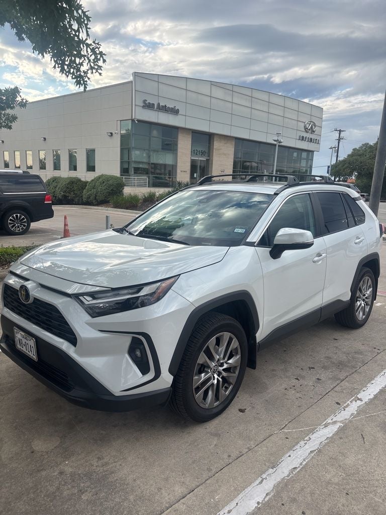 2023 Toyota RAV4 XLE Premium