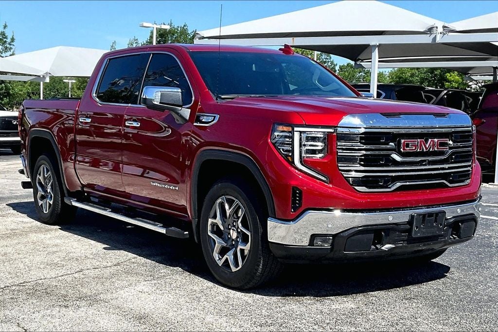 2025 GMC Sierra 1500 SLT