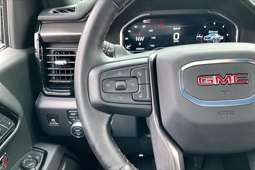 2025 GMC Sierra 1500 AT4