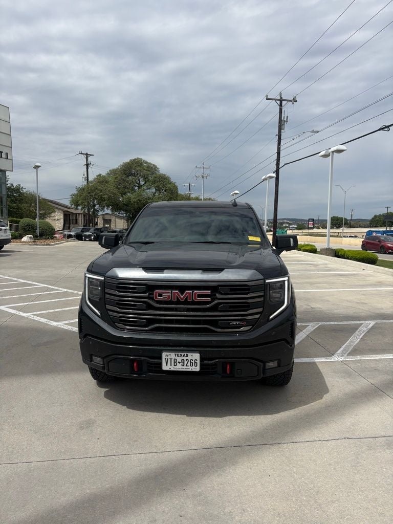 2024 GMC Sierra 1500 AT4