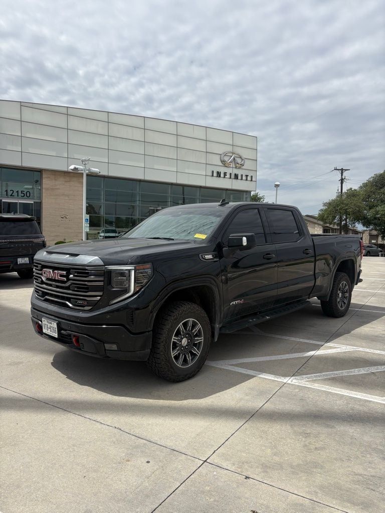 2024 GMC Sierra 1500 AT4