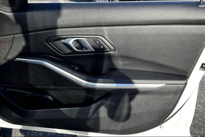 2025 BMW 3 Series 330i