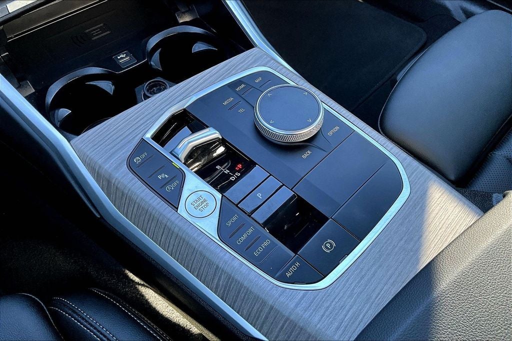 2025 BMW 3 Series 330i