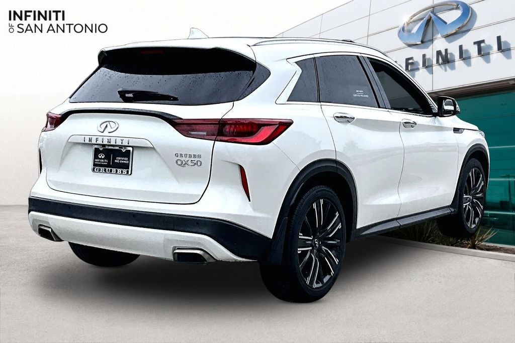 2022 INFINITI QX50 LUXE
