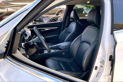 2022 INFINITI QX50 LUXE
