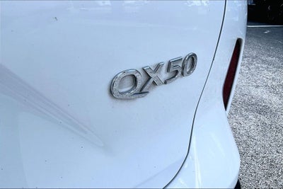 2022 INFINITI QX50 LUXE