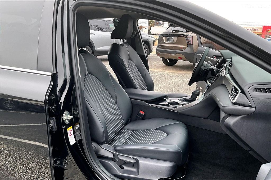 2019 Toyota Camry SE