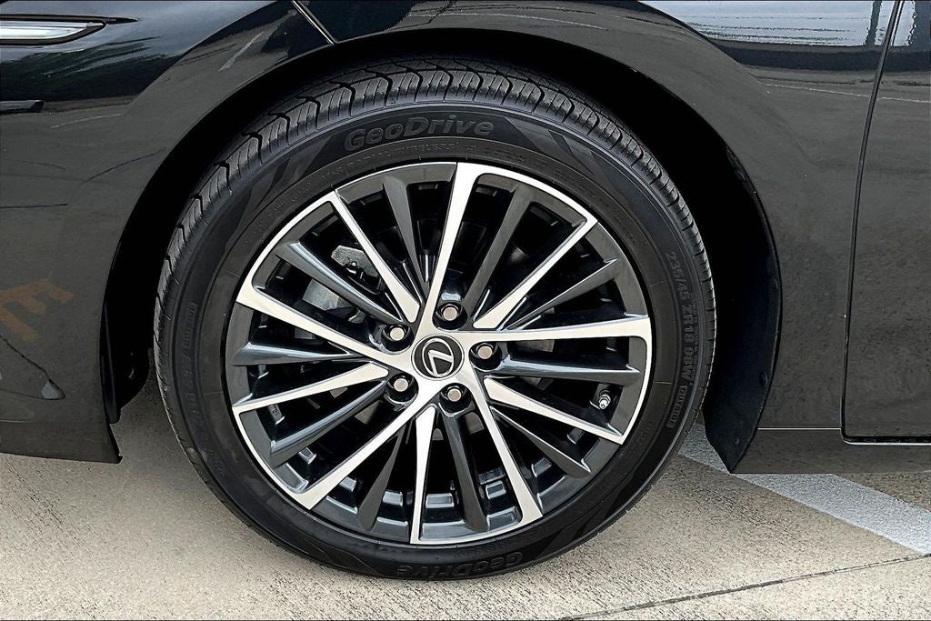 2024 Lexus ES 350