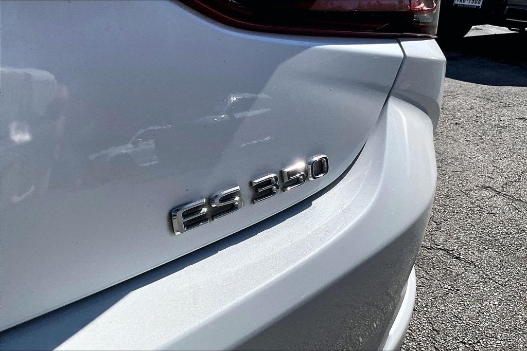 2024 Lexus ES 350 Ultra Luxury