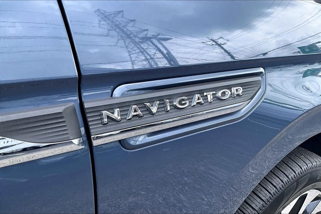 2023 Lincoln Navigator L Reserve
