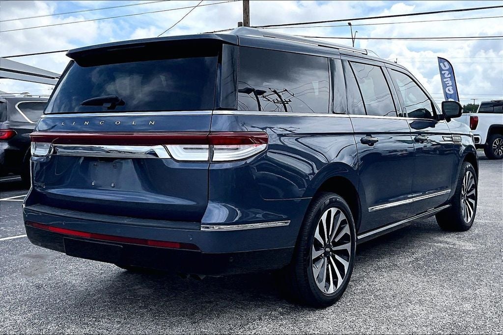 2023 Lincoln Navigator L Reserve